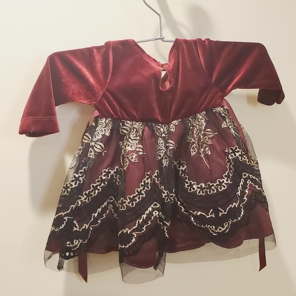 Red velvet Baby Girls Formal dress fits 6-12M - Picture 6 of 8